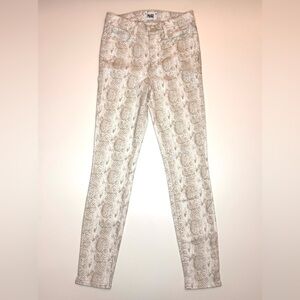 Paige Women’s Hoxton Ultra Skinny Jeans Size- 27